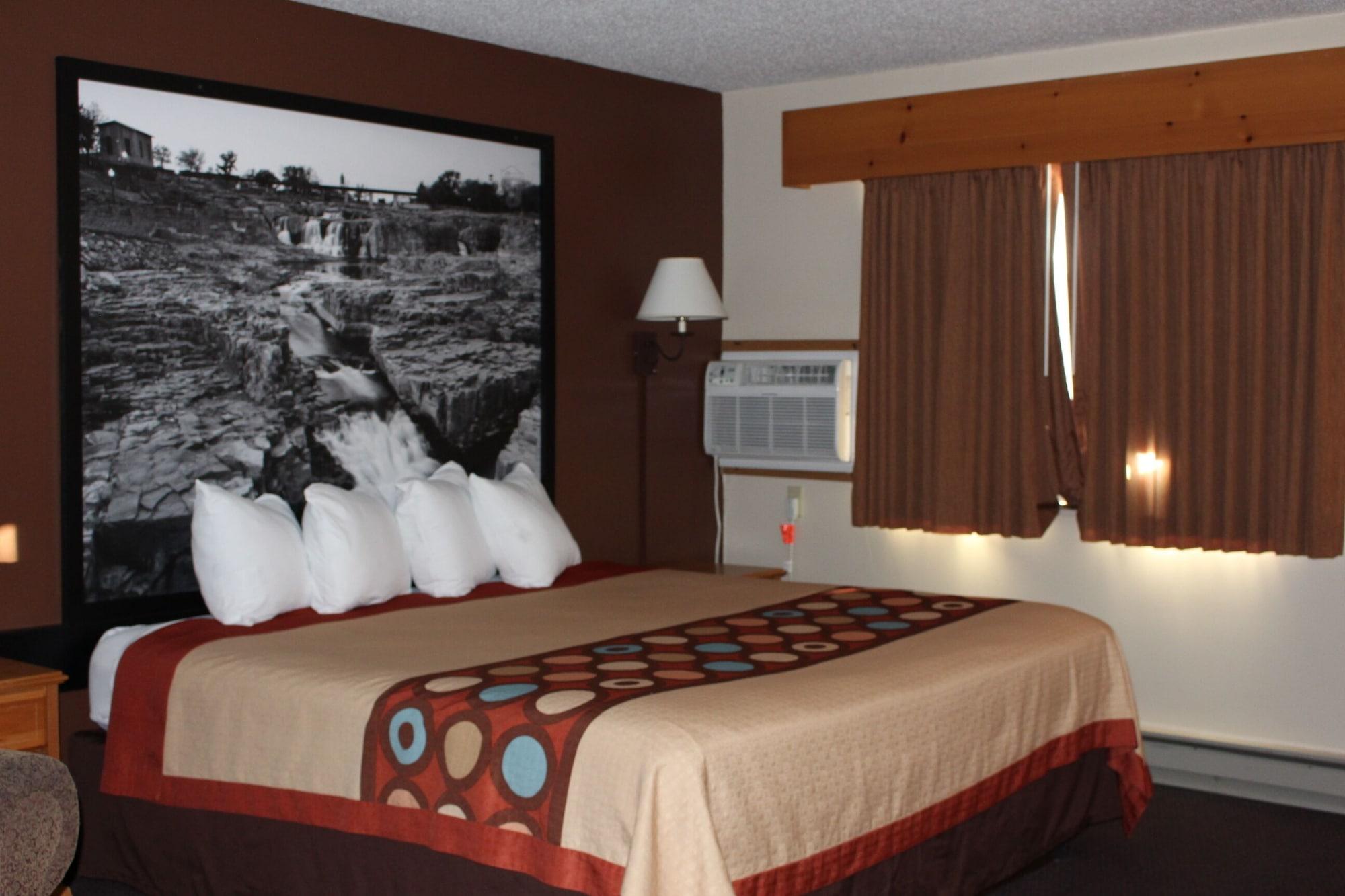 Super 8 By Wyndham Chamberlain Sd Otel Dış mekan fotoğraf