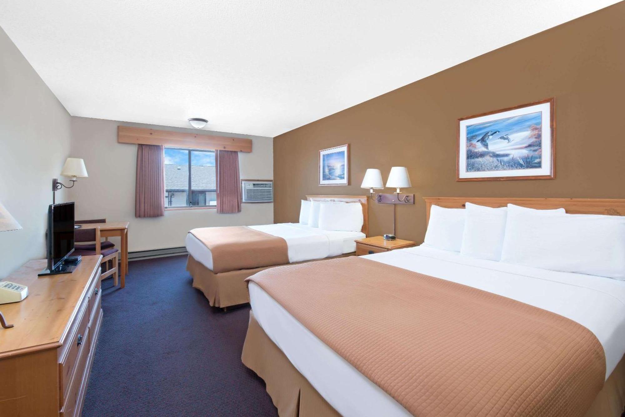 Super 8 By Wyndham Chamberlain Sd Otel Dış mekan fotoğraf